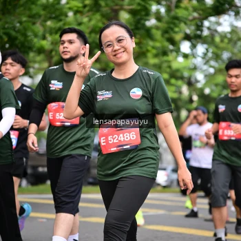 Runner Photo 4163466