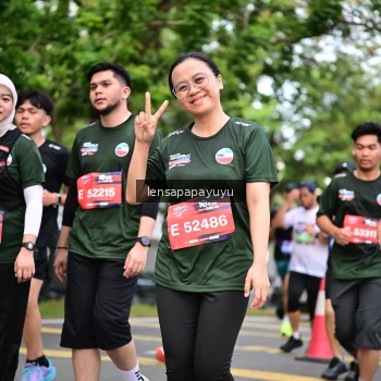 Runner Photo 4163471