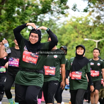 Runner Photo 4163477