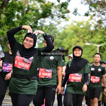 Runner Photo 4163479