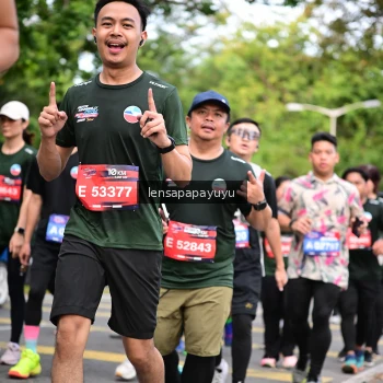 Runner Photo 4163487
