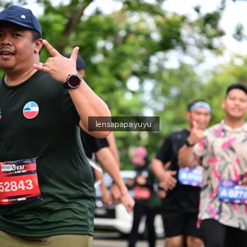 Runner Photo 4163492