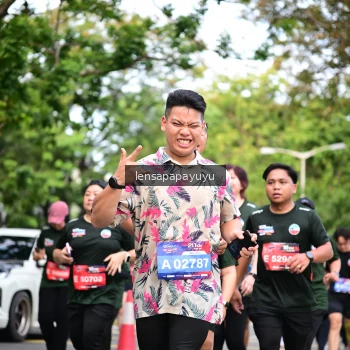 Runner Photo 4163495