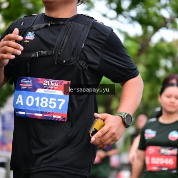 Runner Photo 4163499