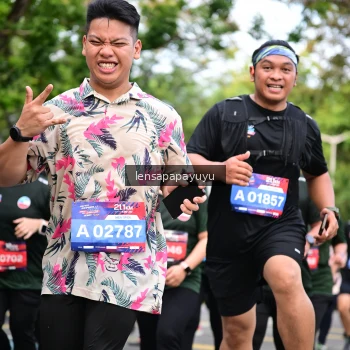 Runner Photo 4163501