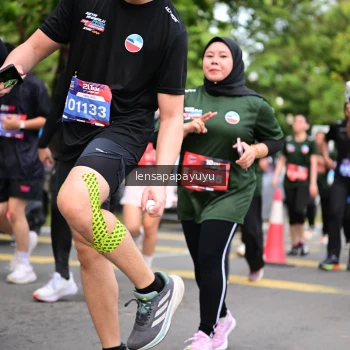 Runner Photo 4163516