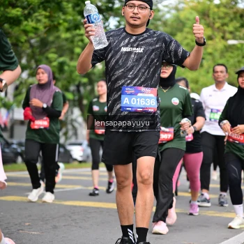Runner Photo 4163518