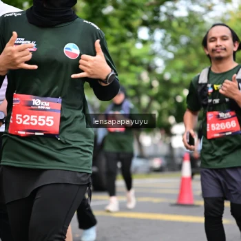 Runner Photo 4163532