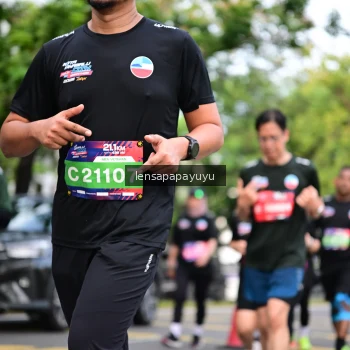 Runner Photo 4163537