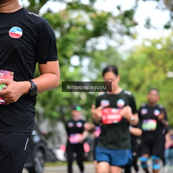 Runner Photo 4163538