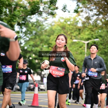Runner Photo 4163552