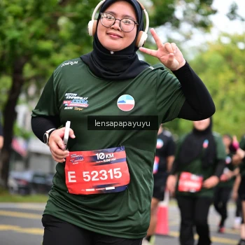 Runner Photo 4163566