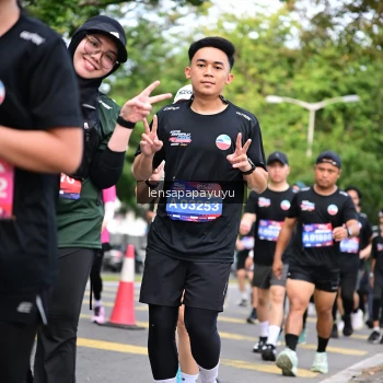 Runner Photo 4163586