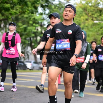 Runner Photo 4163588