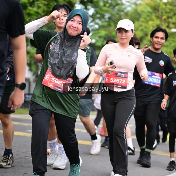 Runner Photo 4163595