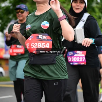 Runner Photo 4163614