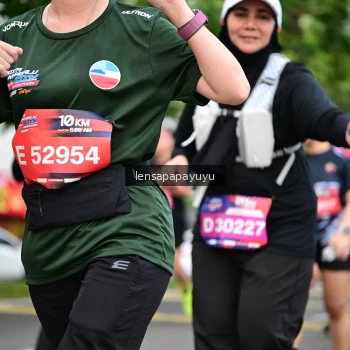 Runner Photo 4163617