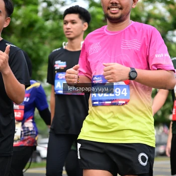 Runner Photo 4163636