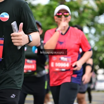 Runner Photo 4163638