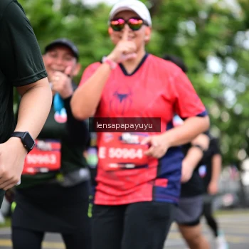 Runner Photo 4163640