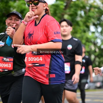 Runner Photo 4163642