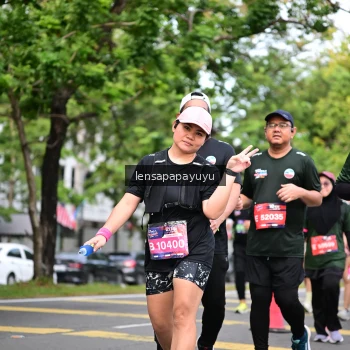 Runner Photo 4163647