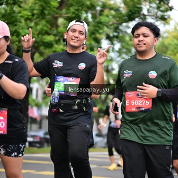 Runner Photo 4163650