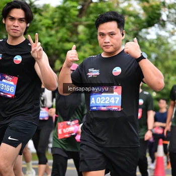 Runner Photo 4163653