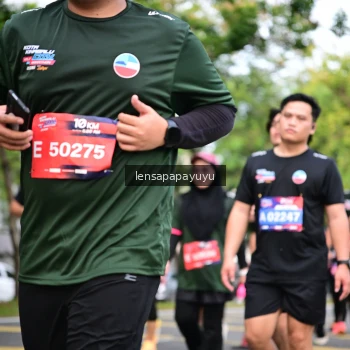 Runner Photo 4163654