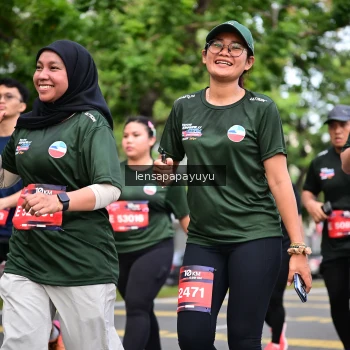 Runner Photo 4163665