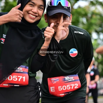 Runner Photo 4163677