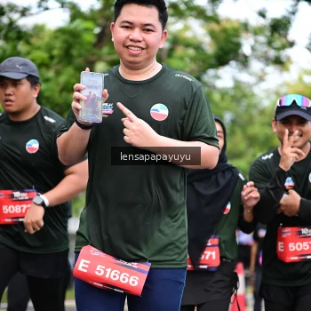 Runner Photo 4163678