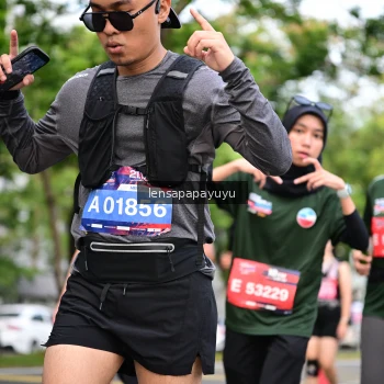 Runner Photo 4163685