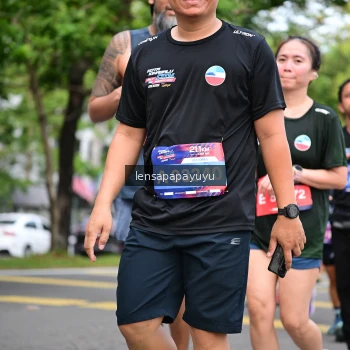 Runner Photo 4163697