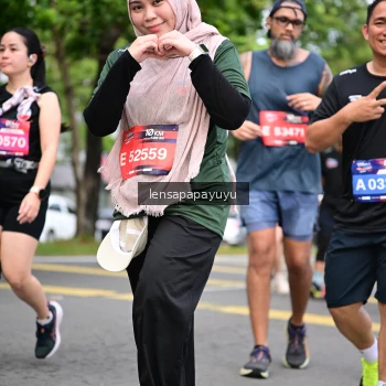 Runner Photo 4163700