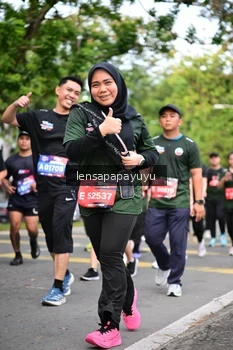 Runner Photo 4163716