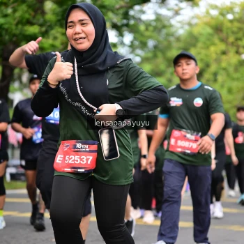Runner Photo 4163721