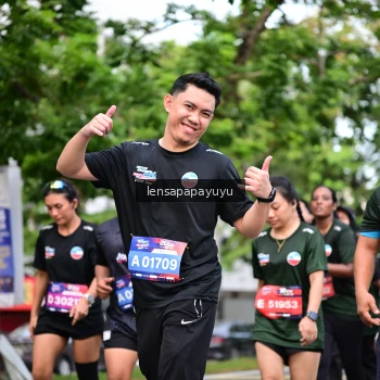Runner Photo 4163724