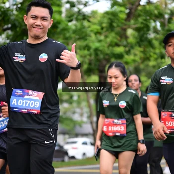 Runner Photo 4163728