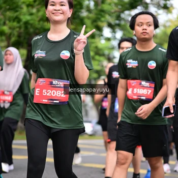 Runner Photo 4163737
