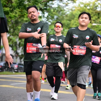 Runner Photo 4163742