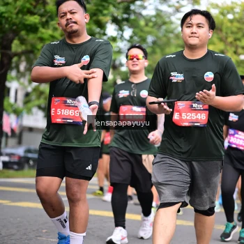 Runner Photo 4163745