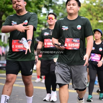 Runner Photo 4163746