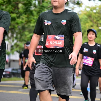 Runner Photo 4163747