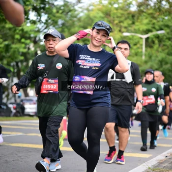 Runner Photo 4163773