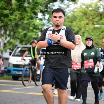 Runner Photo 4163779