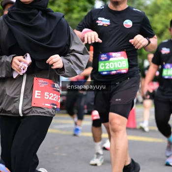 Runner Photo 4163796