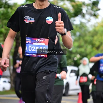 Runner Photo 4163806