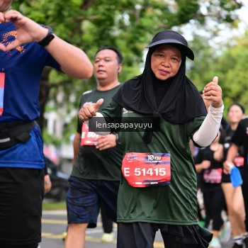Runner Photo 4163817
