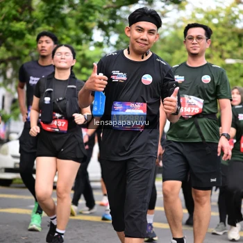 Runner Photo 4163821